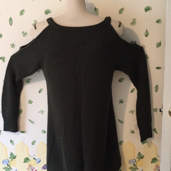 Twigg and Feather Cable knit sweater - Picture 3 of 6